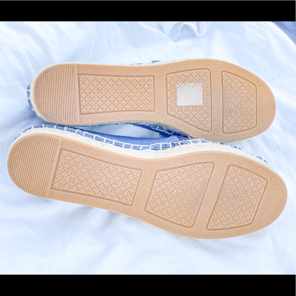 Tory Burch Denim Espadrilles with Sailboat Motif - Picture 9 of 9